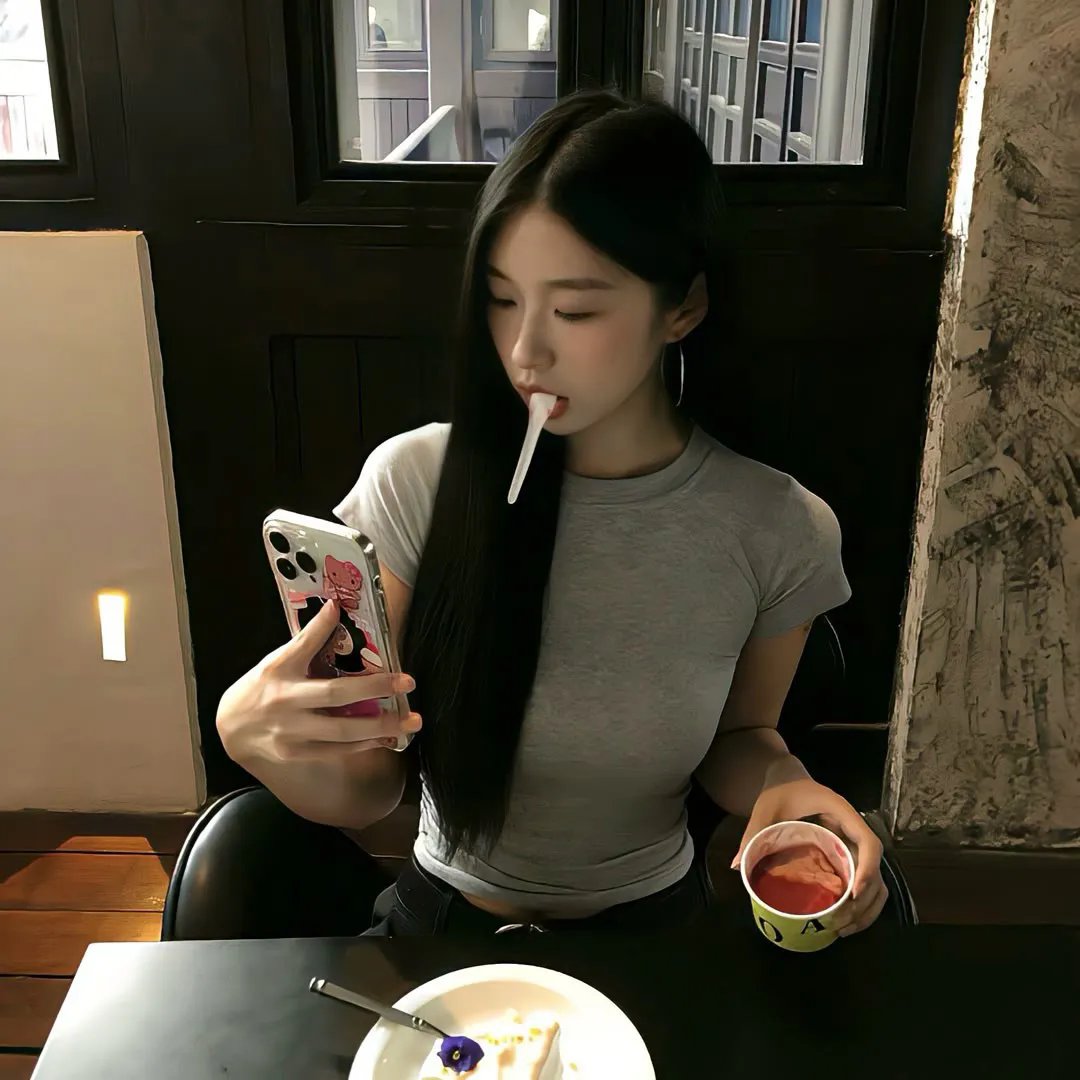 呢喃语页